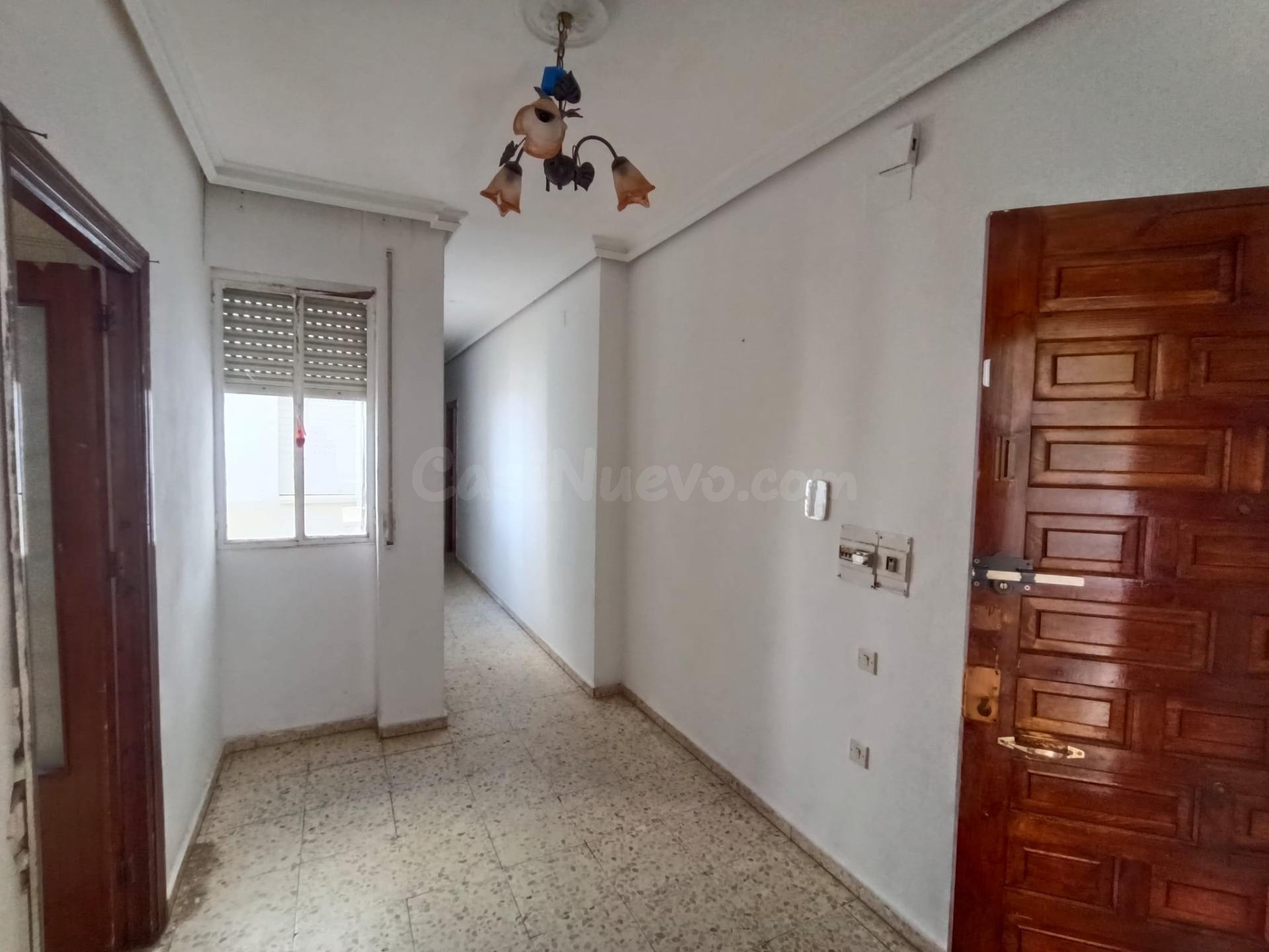 CASABANCO VENDE PISO DE TRES DORMITORIOS EN VILLAFRANCA DE L - foto 4