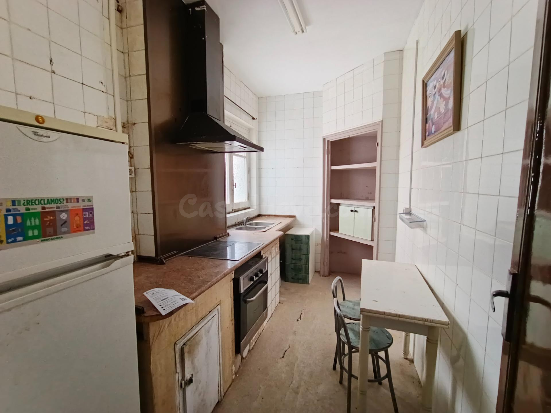 CASABANCO VENDE  PISO DE TRES DORMITORIOS EN PLASENCIA. - foto 4