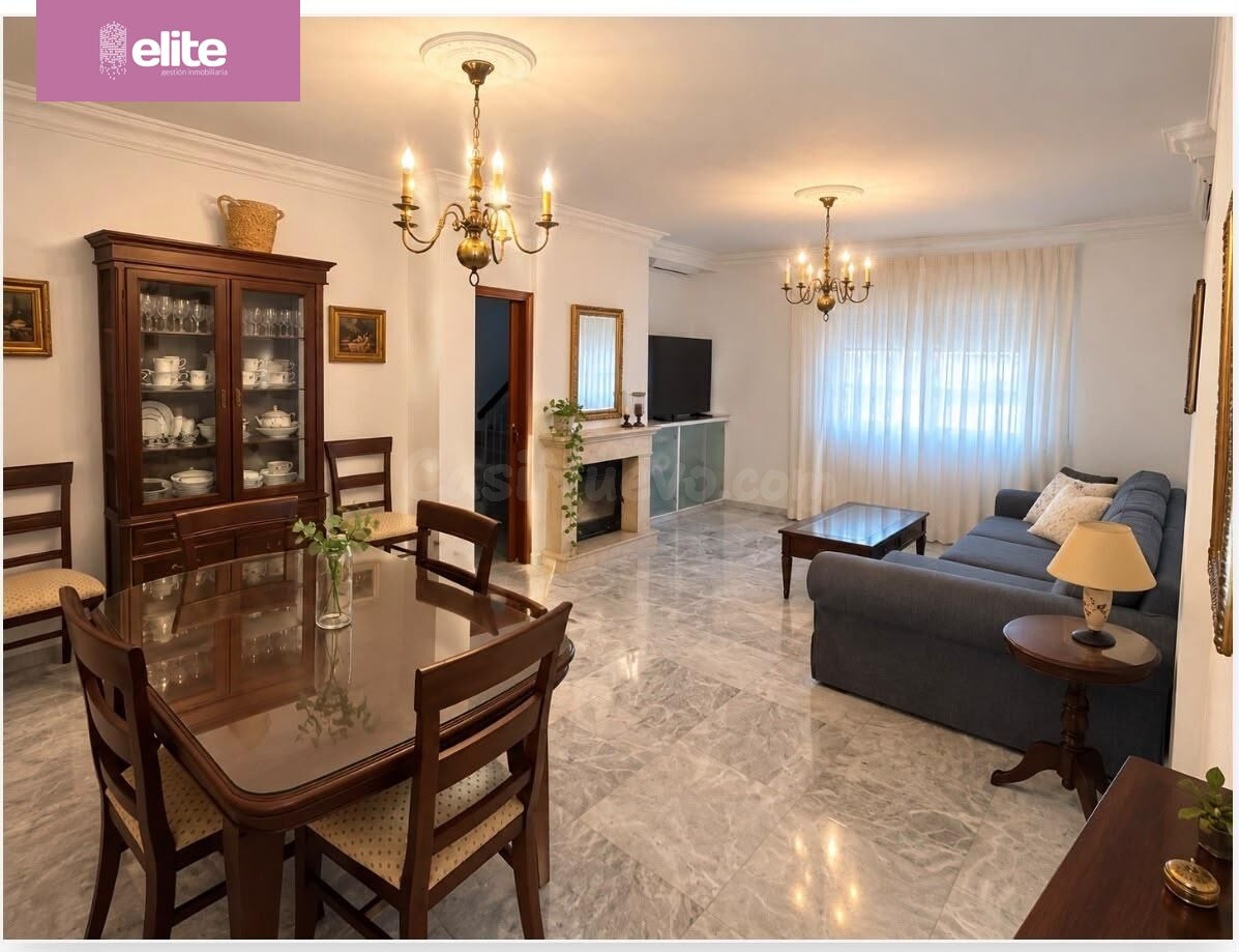 MAGNIFICA CASA EN PICADUEÑAS CON GARAJE