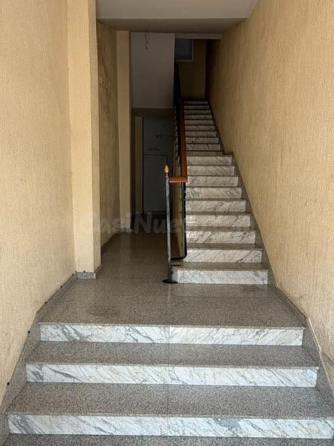CASABANCO VENDE PISO DE TRES DORMITORIOS EN MONTIJO
