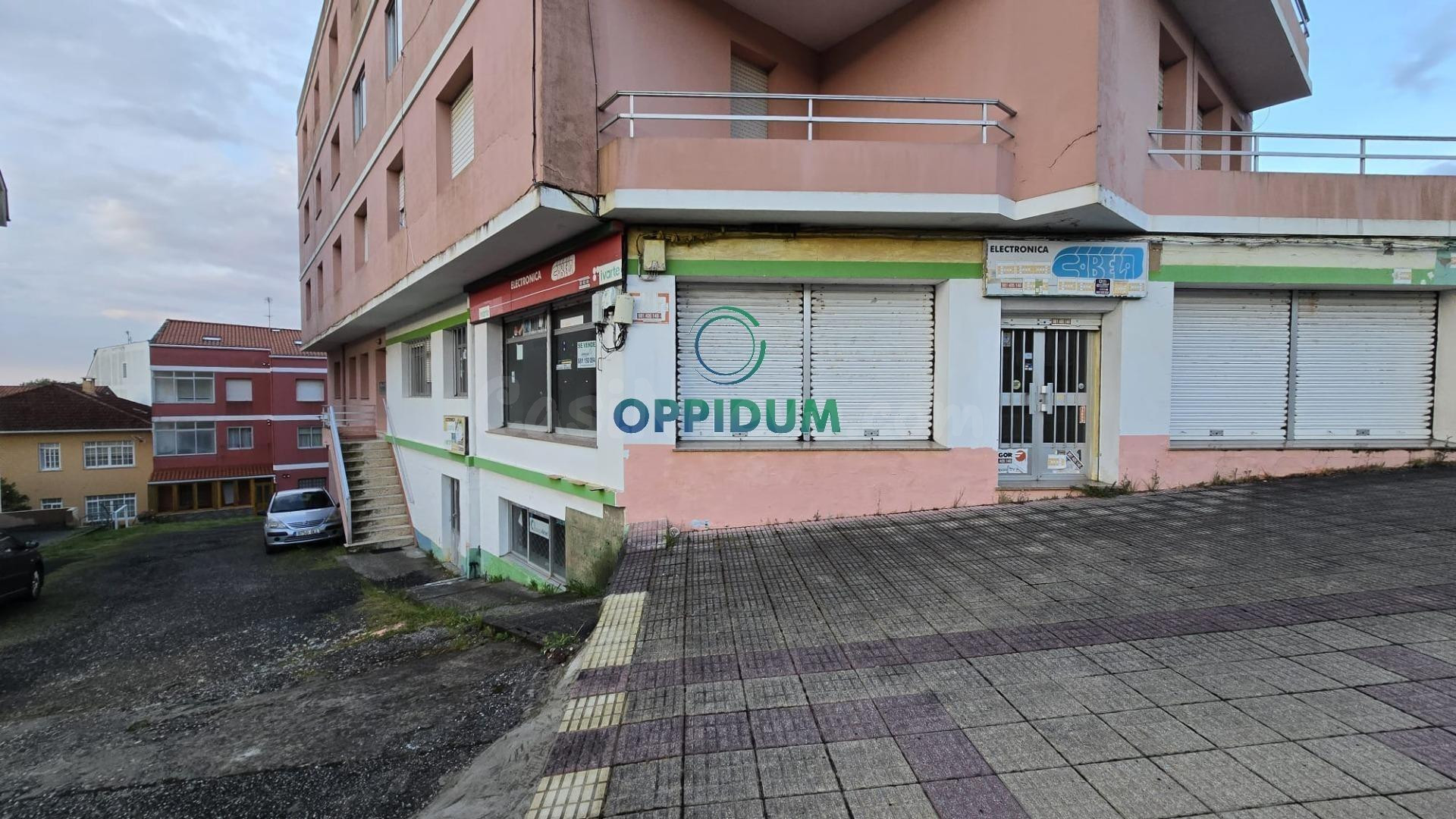Venta Local comercial en esquina en Cariño, A Coruña