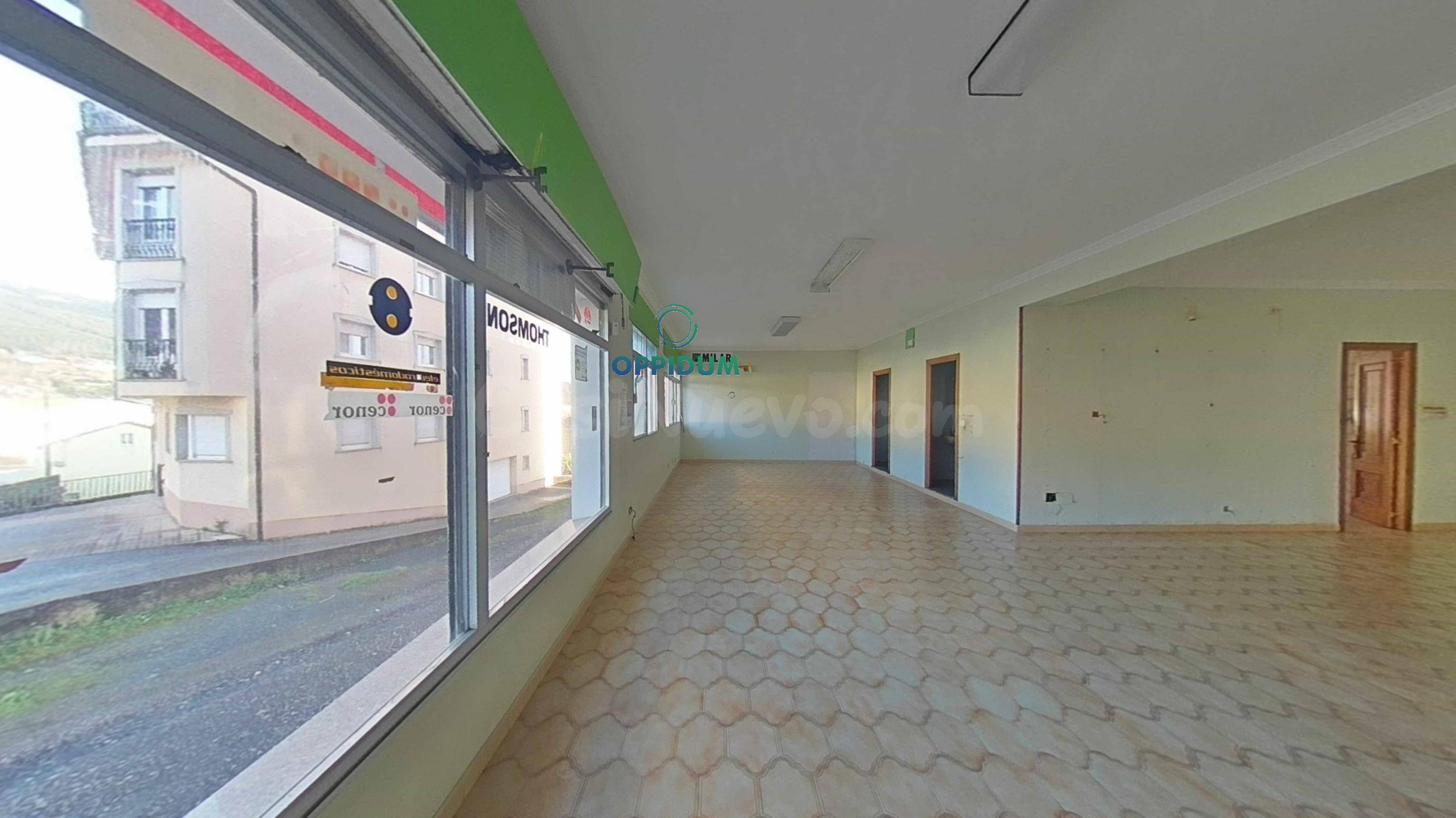 Venta Local comercial en esquina en Cariño, A Coruña - foto 5