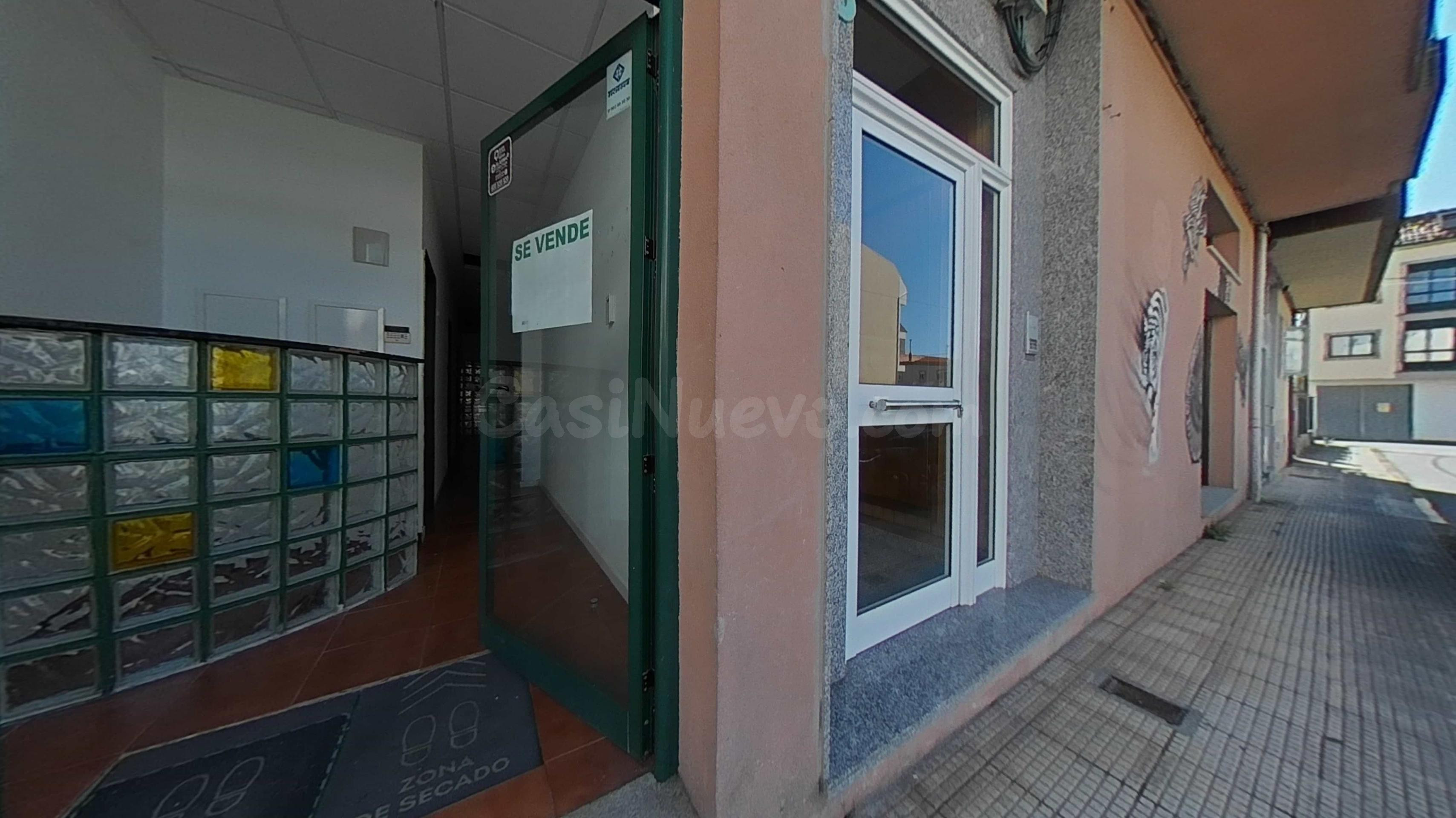 Local comercial a pie de calle en Melide, A Coruña