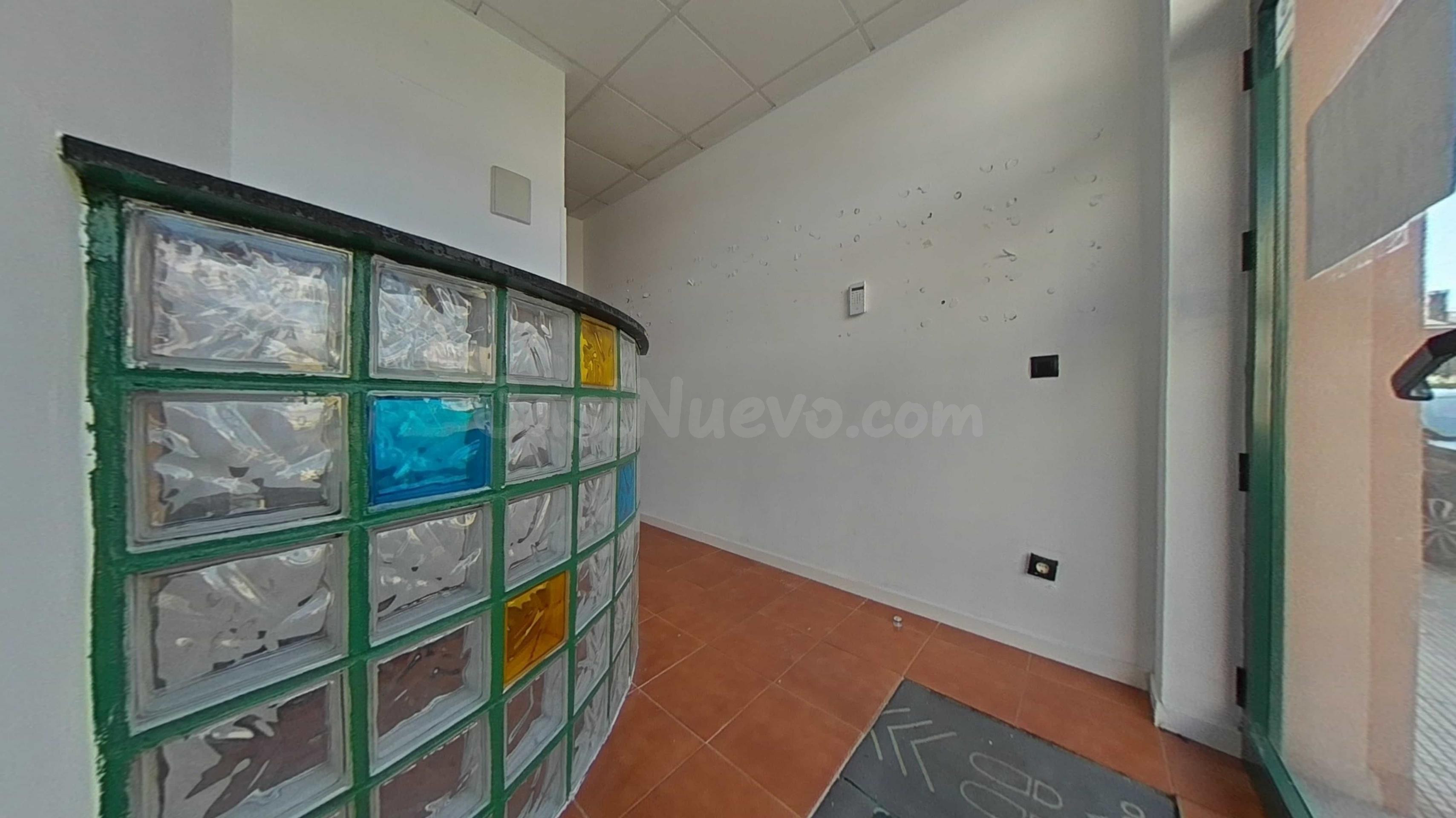 Local comercial a pie de calle en Melide, A Coruña - foto 4