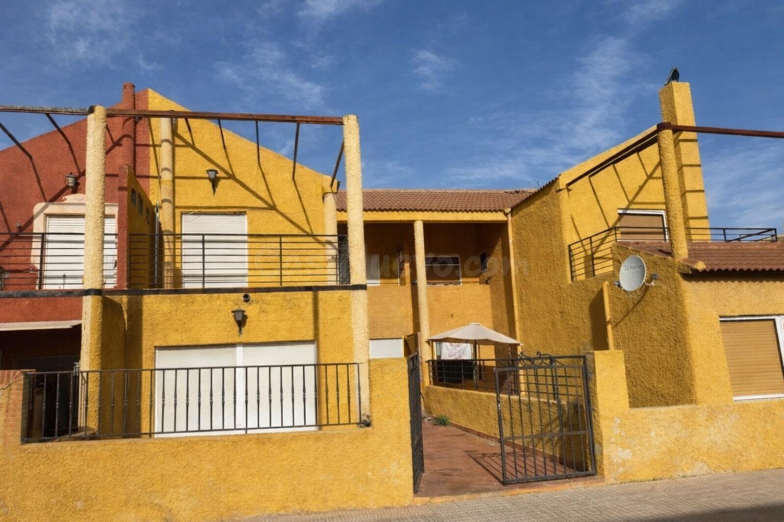 BUNGALOW EN DOLORES