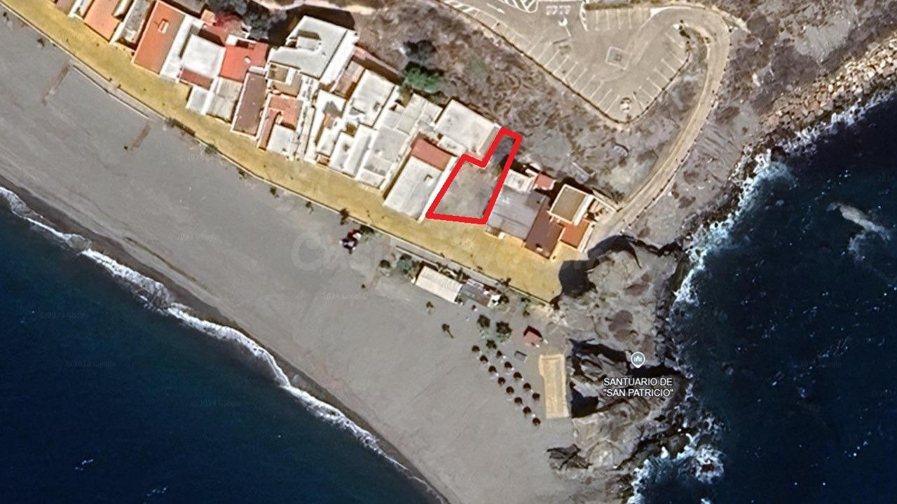 ATENCION PROMOTORES!!! SOLAR EN PRIMERA LINEA DE PLAYA