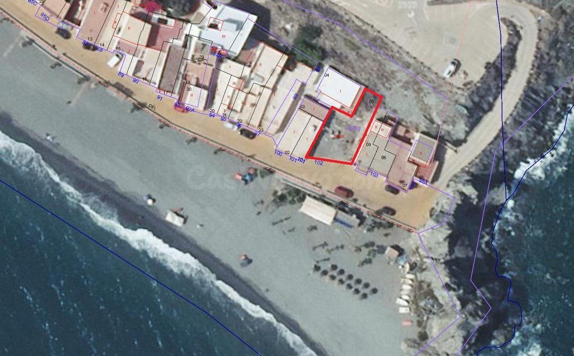 ATENCION PROMOTORES!!! SOLAR EN PRIMERA LINEA DE PLAYA - foto 5