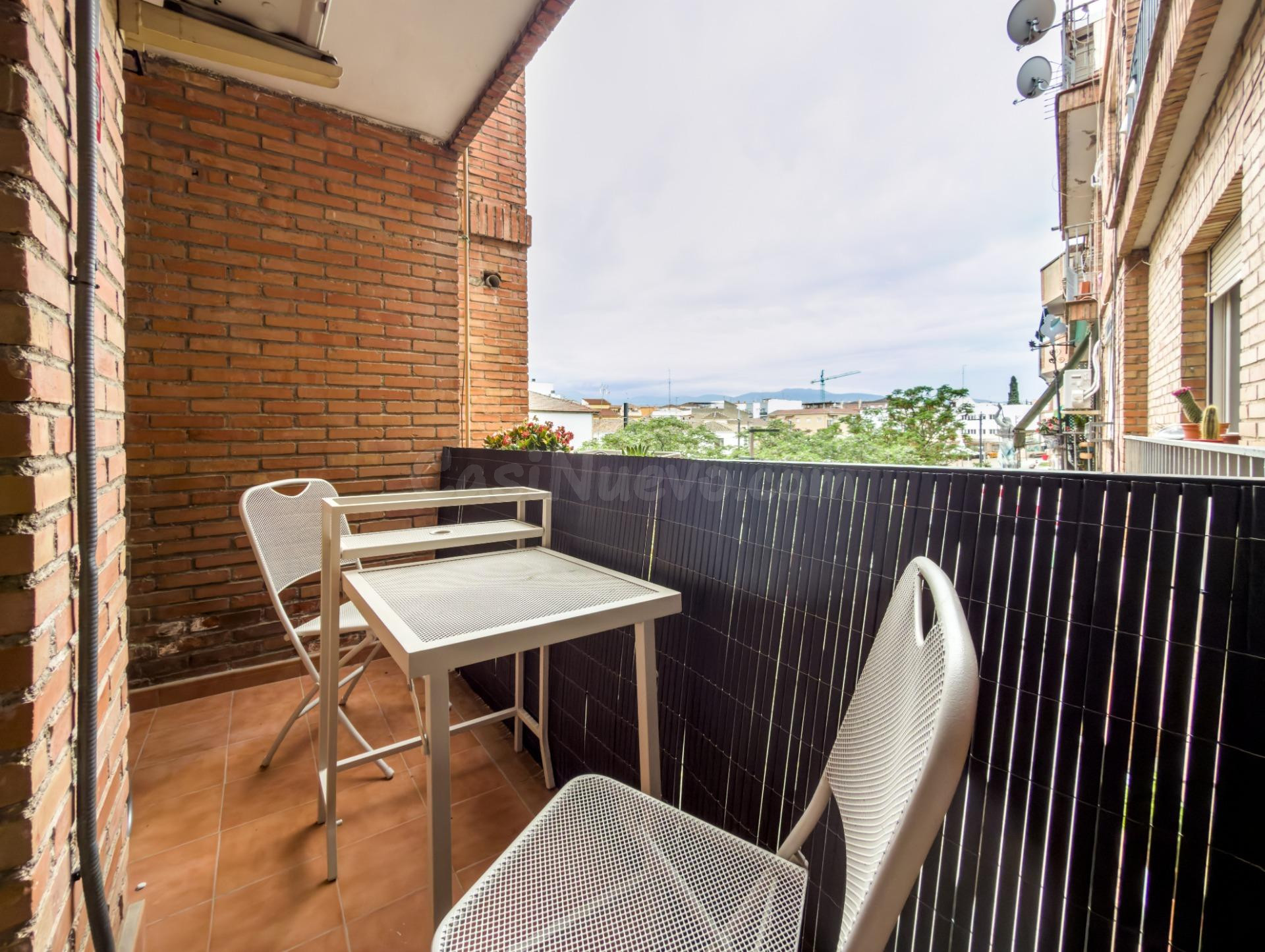 Piso de 3 Dorm. en Armilla (frente al AYUNTAMIENTO y Metro) - foto 5