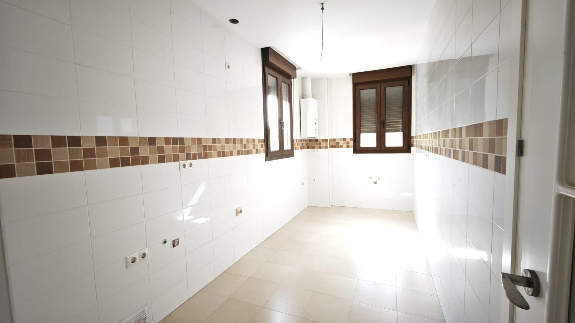 Promoción de pisos nuevos a estrenar de 3 dormitorios en zon - foto 2