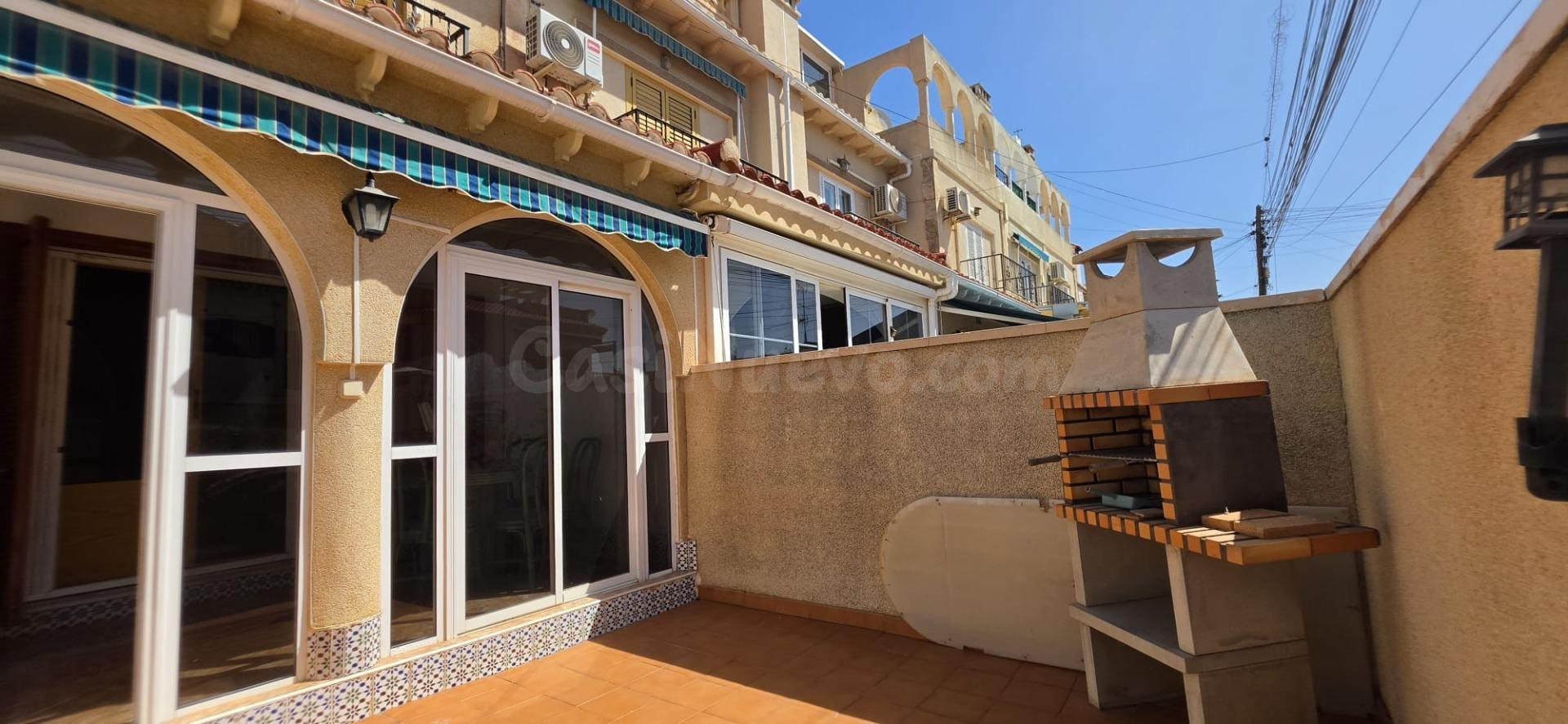 DUPLEX EN EL CHAPARRAL