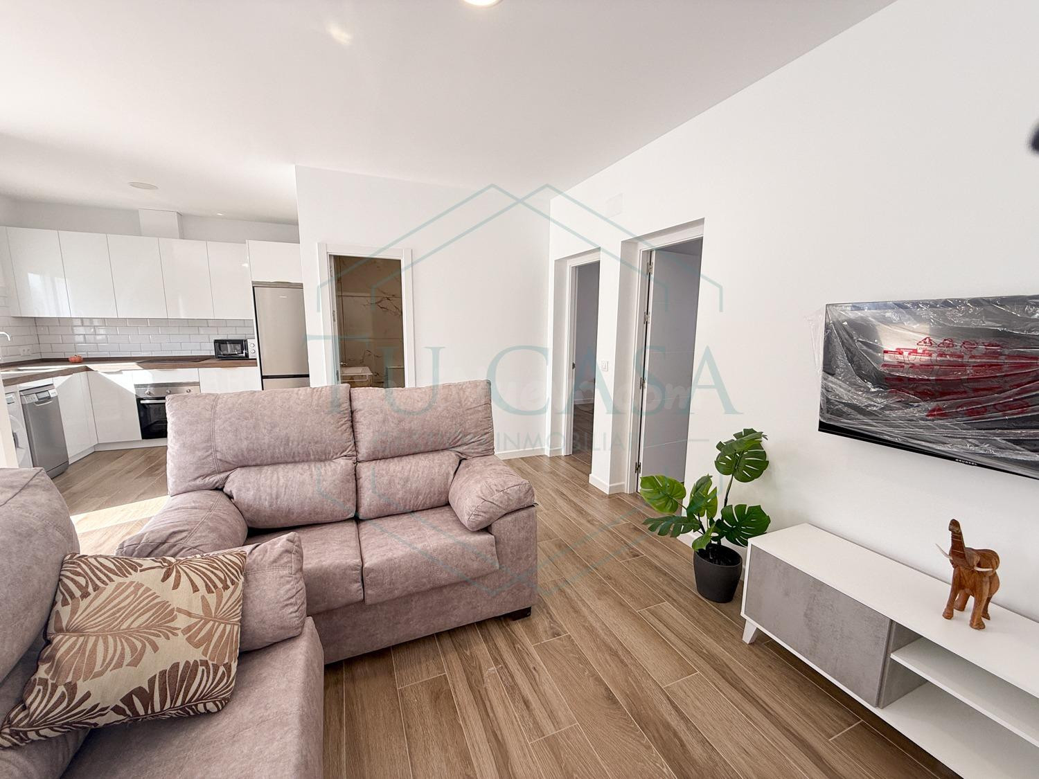 Se alquila PARA LARGA TEMPORADA apartamento en la zona de la - foto 4