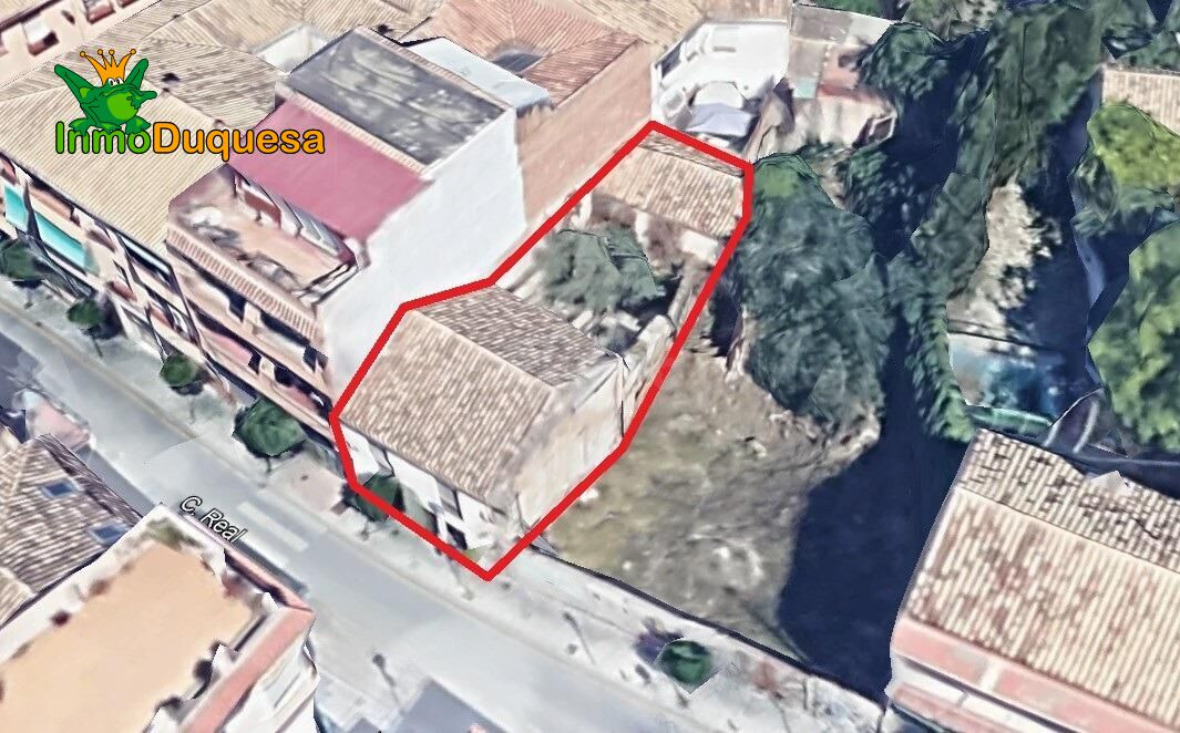 Casa para DEMOLICIÓN total. En el centro de Huetor Vega. - foto 2