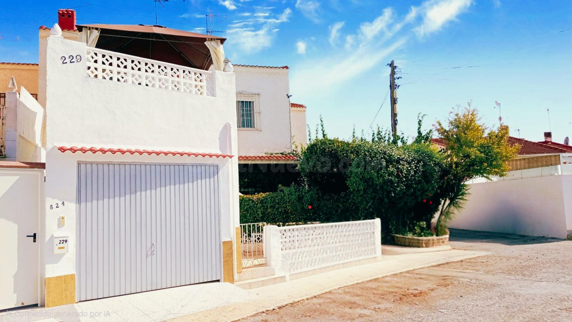BUNGALOW CON GARAJE EN TORRETAS