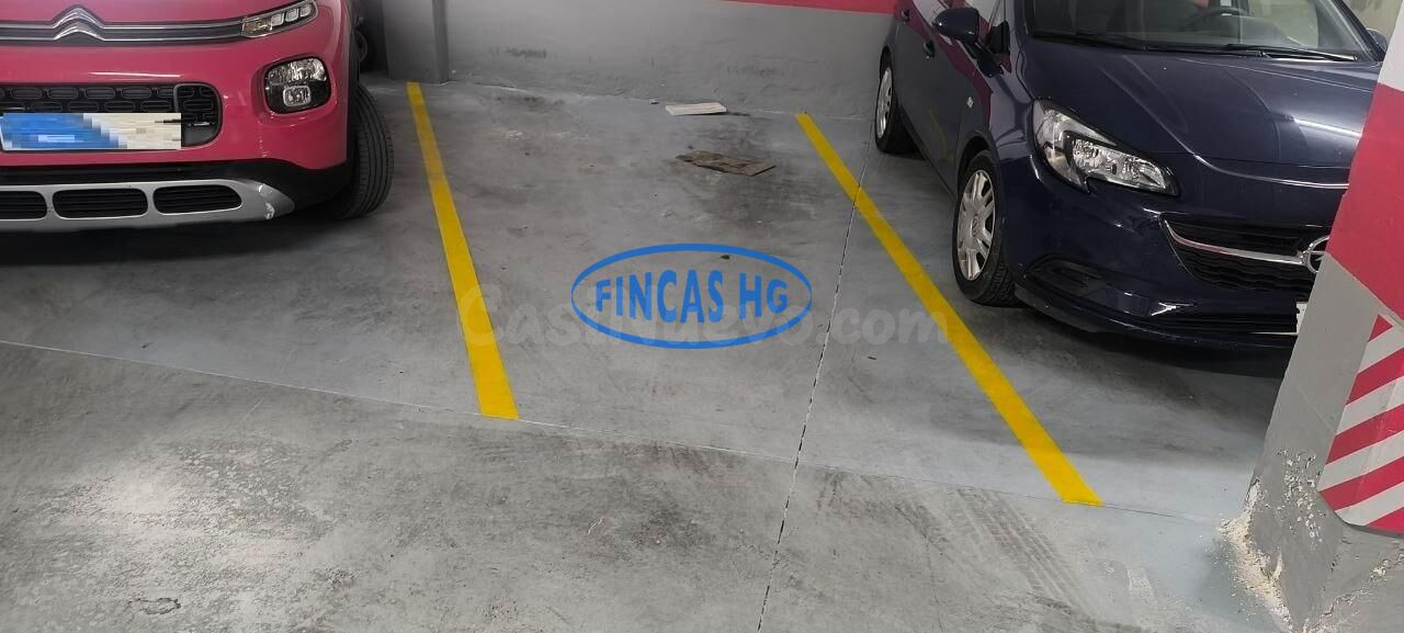 Plaza de garaje ubicada en San Blas - foto 4