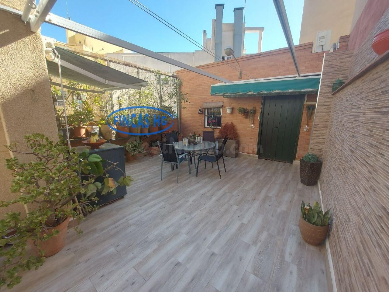 Amplia vivienda reformada en Altozano - Ideal para clínica,  - foto 2