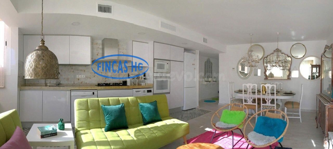 Excelente vivienda de cuatro dormitorios con garaje y traste - foto 4