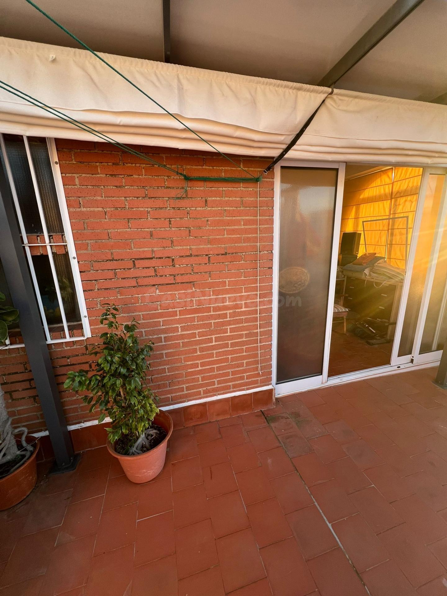 Adosado independiente en venta en Los Balcones - foto 3