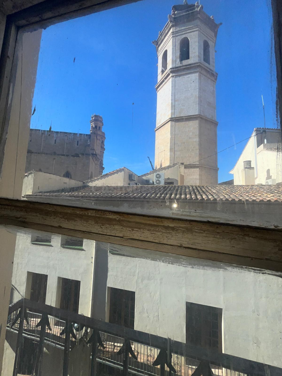 Edificio en calle Colon 16 - foto 3