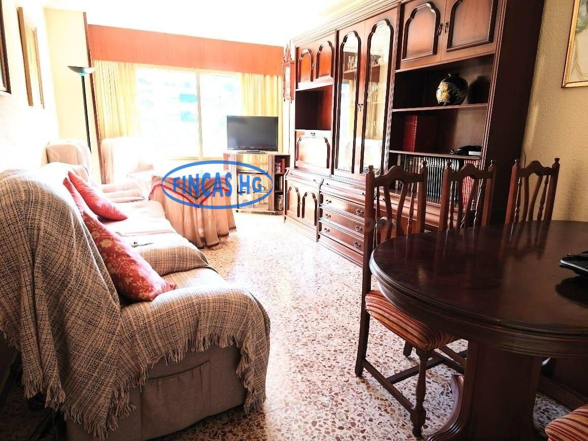 Vivienda en Altozano con Garaje y Patio-Terraza - foto 3