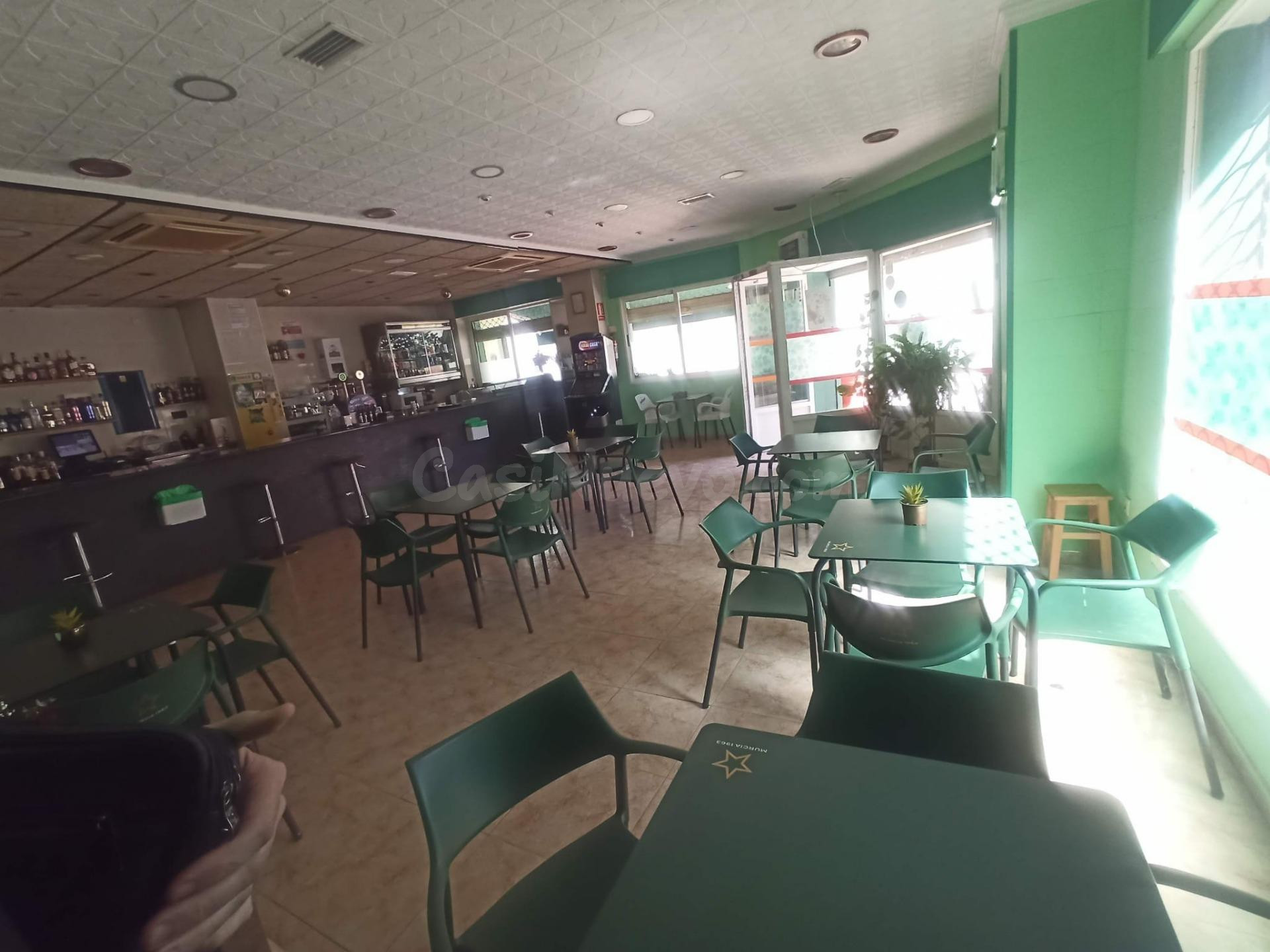 Bajo comercial en venta en Los Alcázares – excelente ubicaci - foto 4