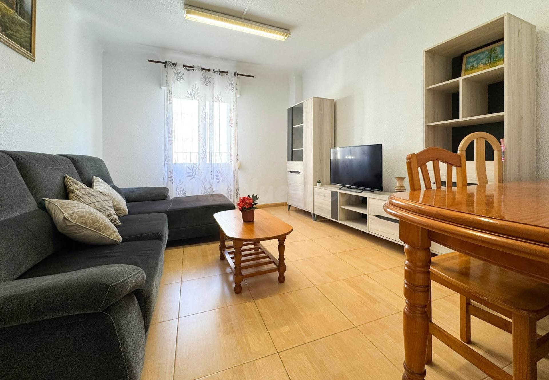 VIVIENDA EN EL CENTRO DE ELCHE: 3 DORMITORIOS, AMUEBLADA Y C - foto 3