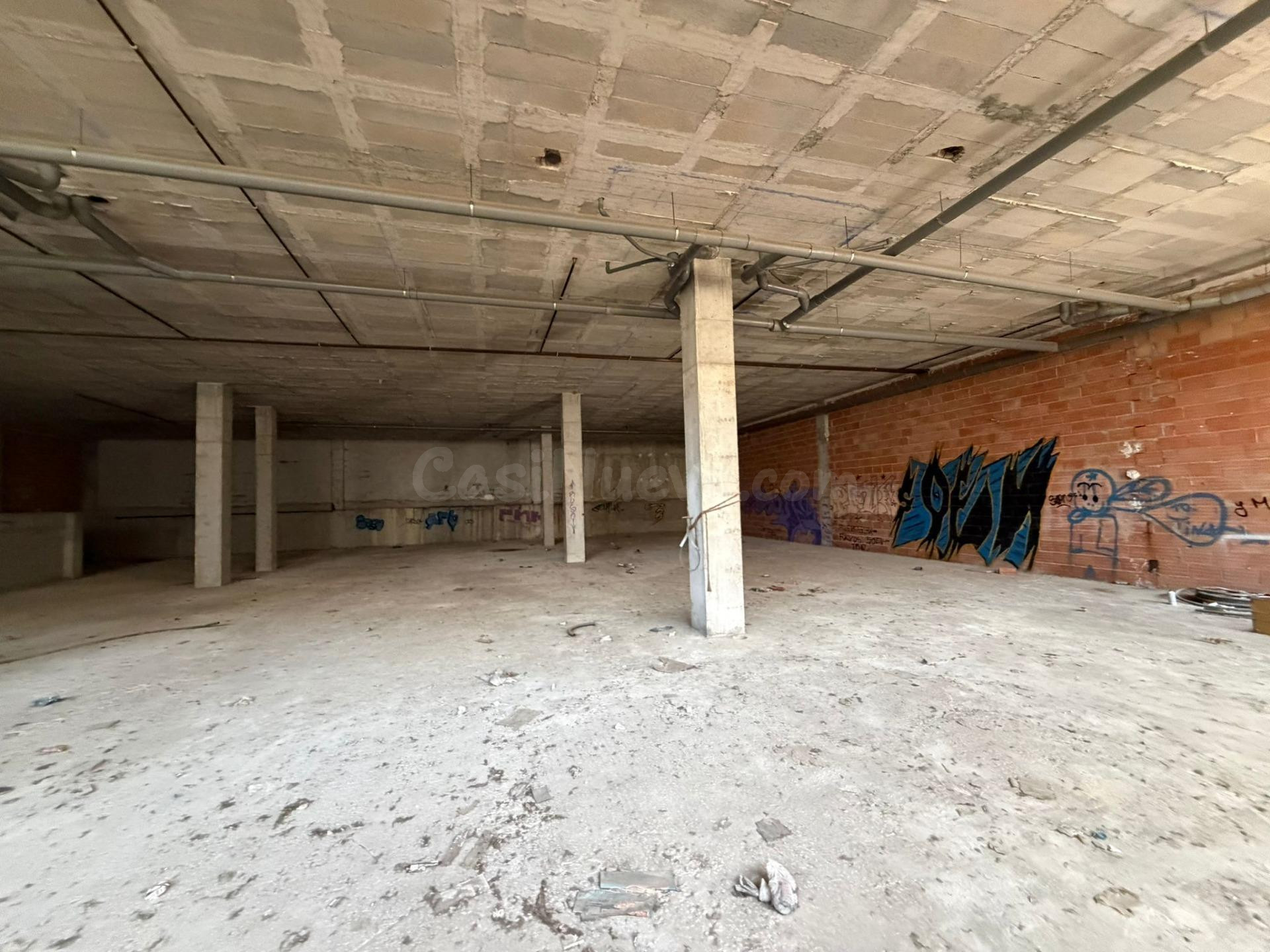 Se vende bajo comercial en Molina de Segura
