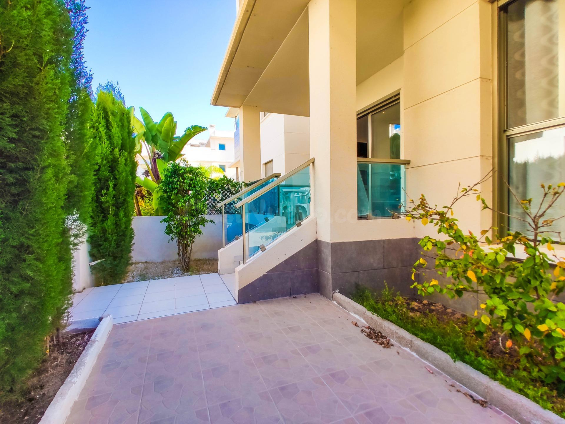 Apartamento con jardin en Gran Sol - foto 3