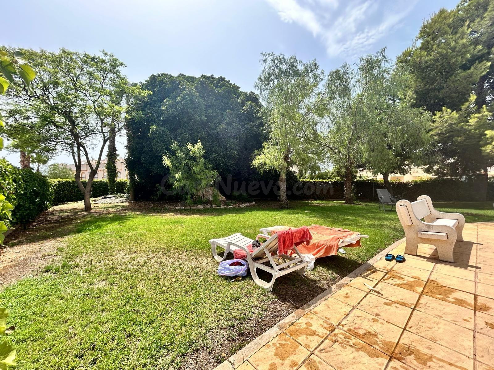 Acogedor Adosado con piscina comunitaria en La Florida, Orih - foto 2