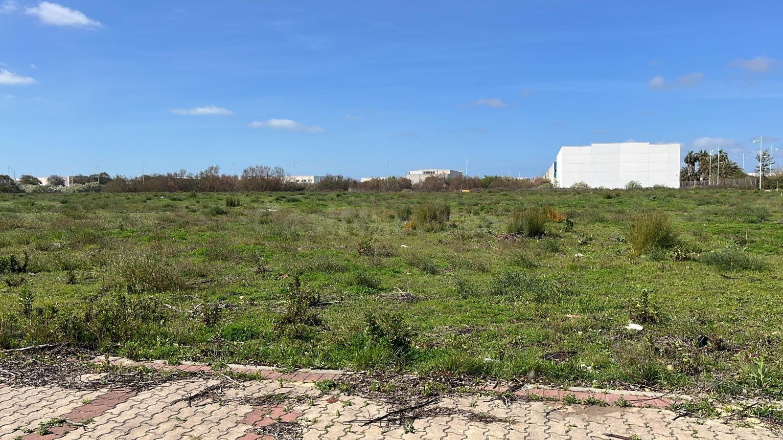 Terreno industrial en venta - El Juncal - Vallealto