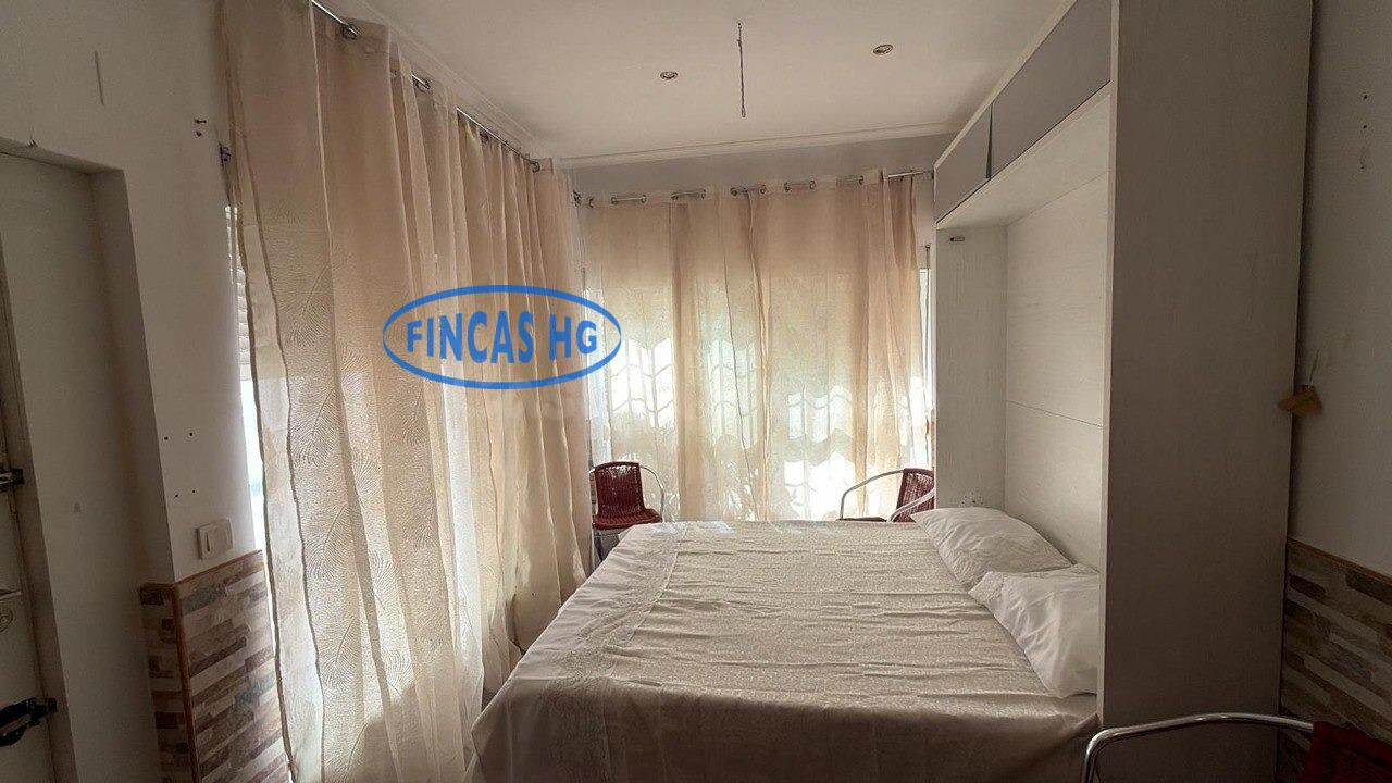 Estudio reformado en planta baja - foto 4