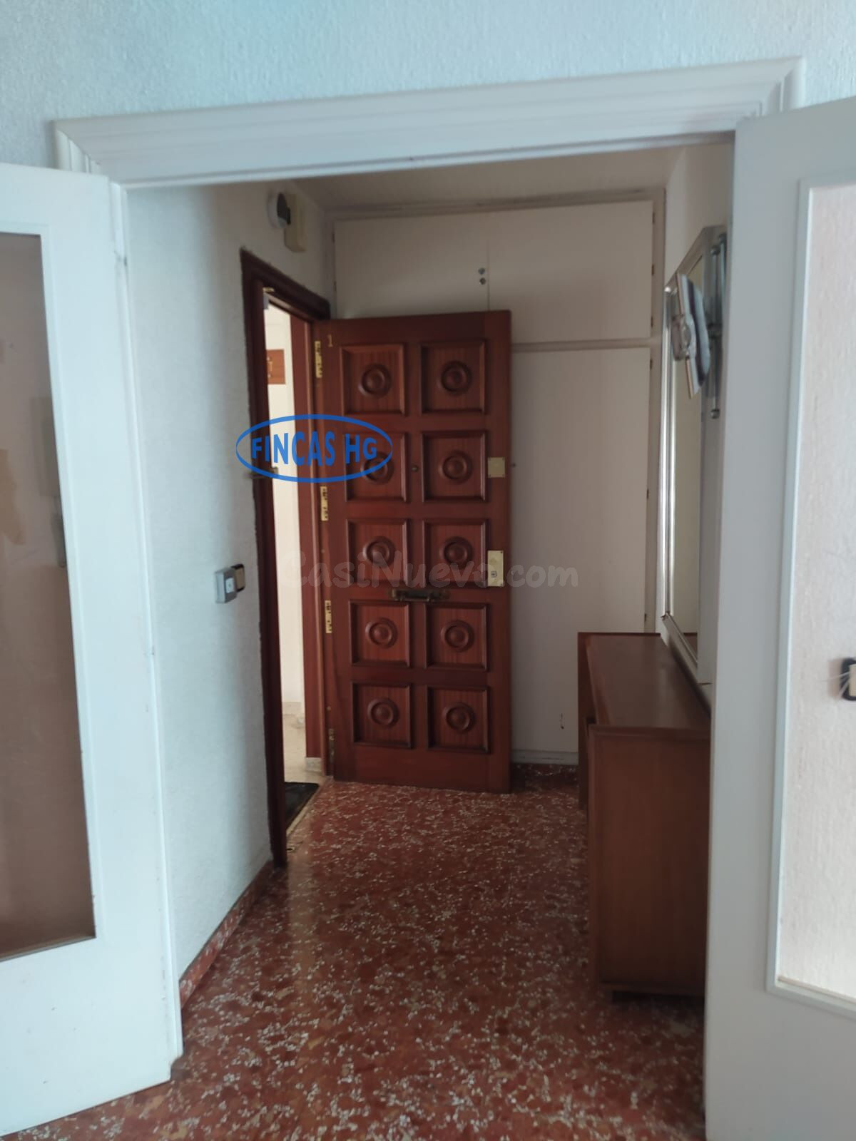 Vivienda en última planta con ascensor y terraza comunitaria - foto 3