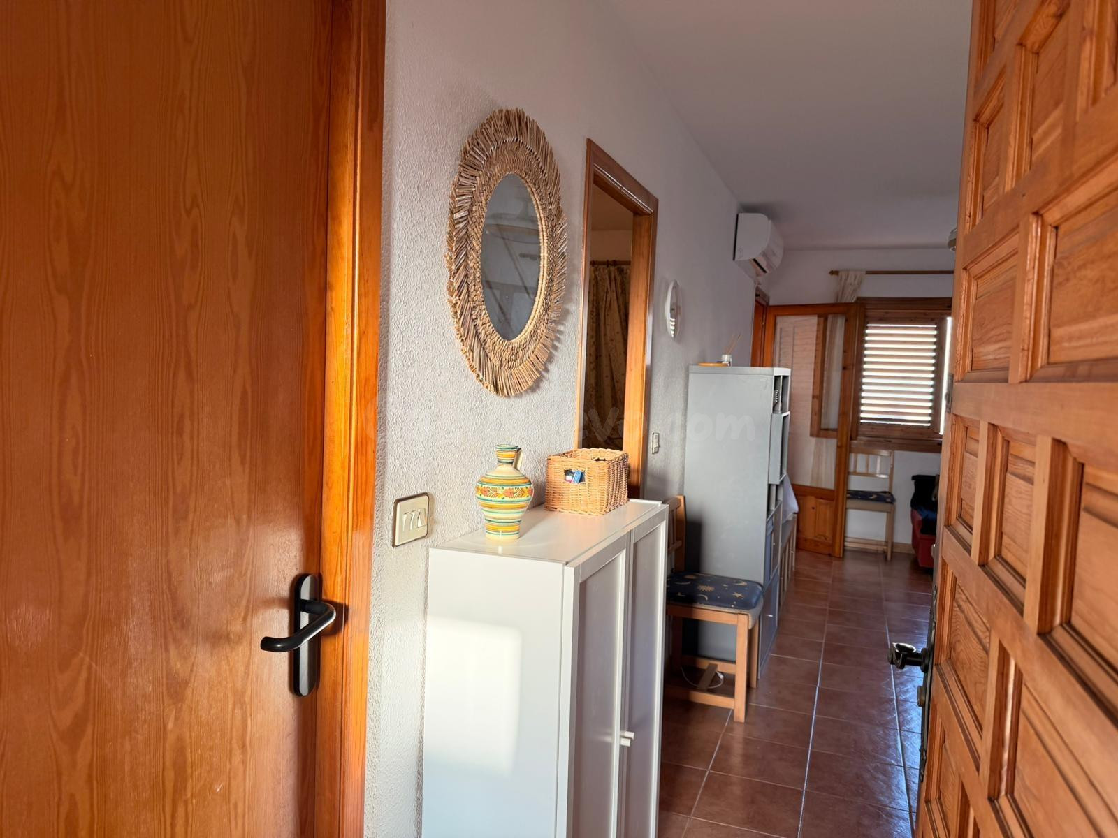 Vive junto al mar: apartamento con piscina de septiembre a m - foto 2