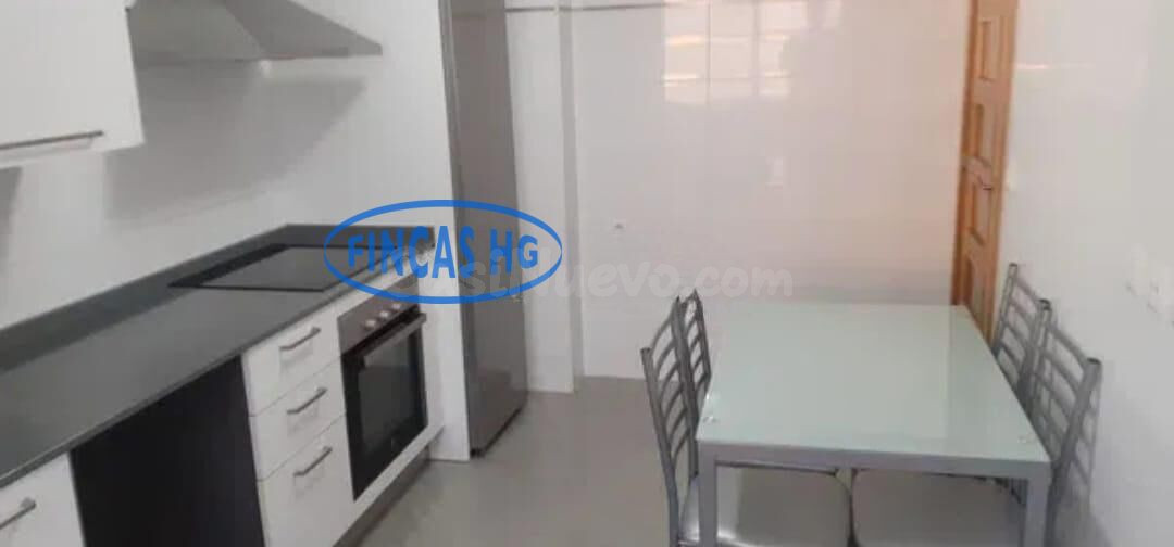 Excelente piso con piscina y garaje en Vistahermosa - foto 5