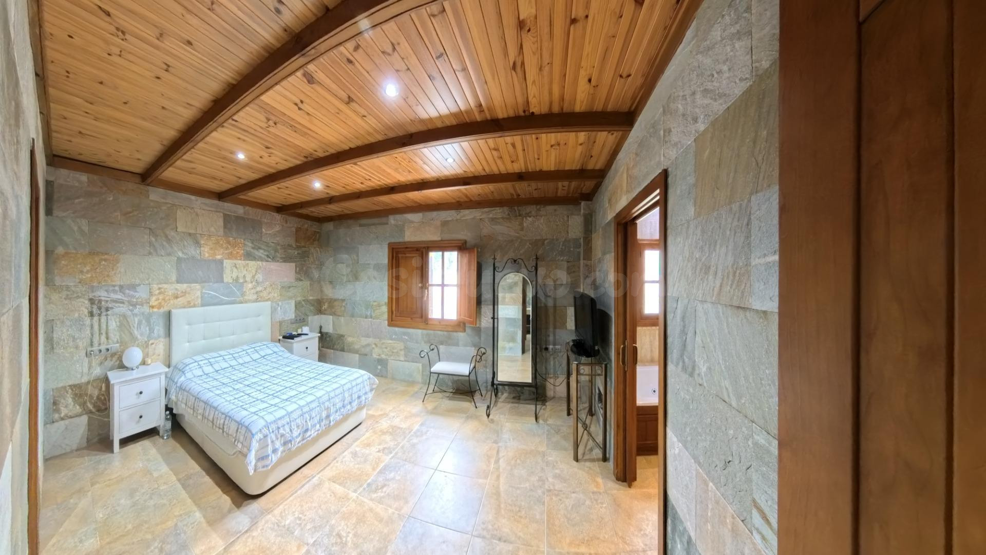 Chalet 4 habitaciones 382m² en venta - El Juncal - Vallealto - foto 3