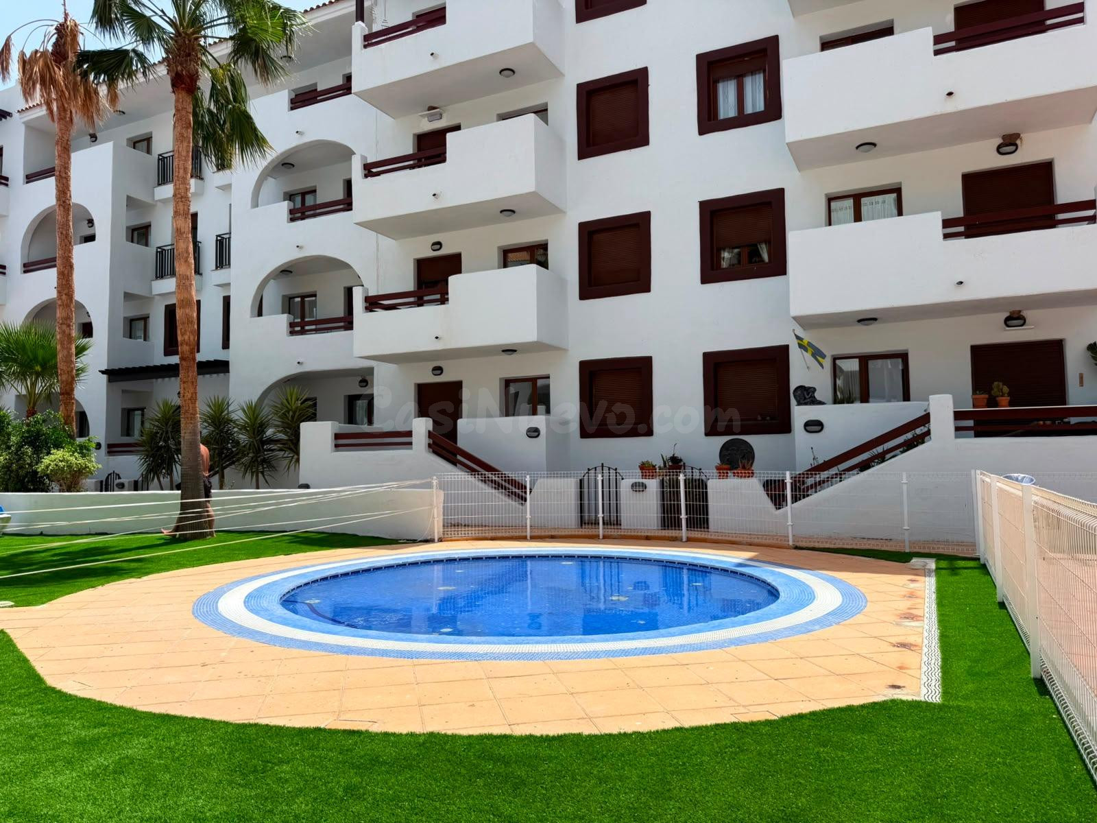 Apartamento reformado junto al golf y a 3 minutos del mar –  - foto 2