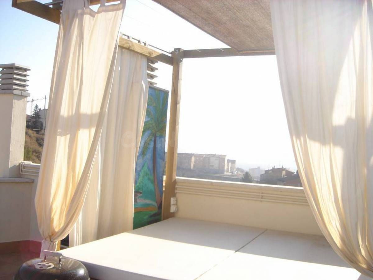 PISO SEMINUEVO EN VENTA - foto 2