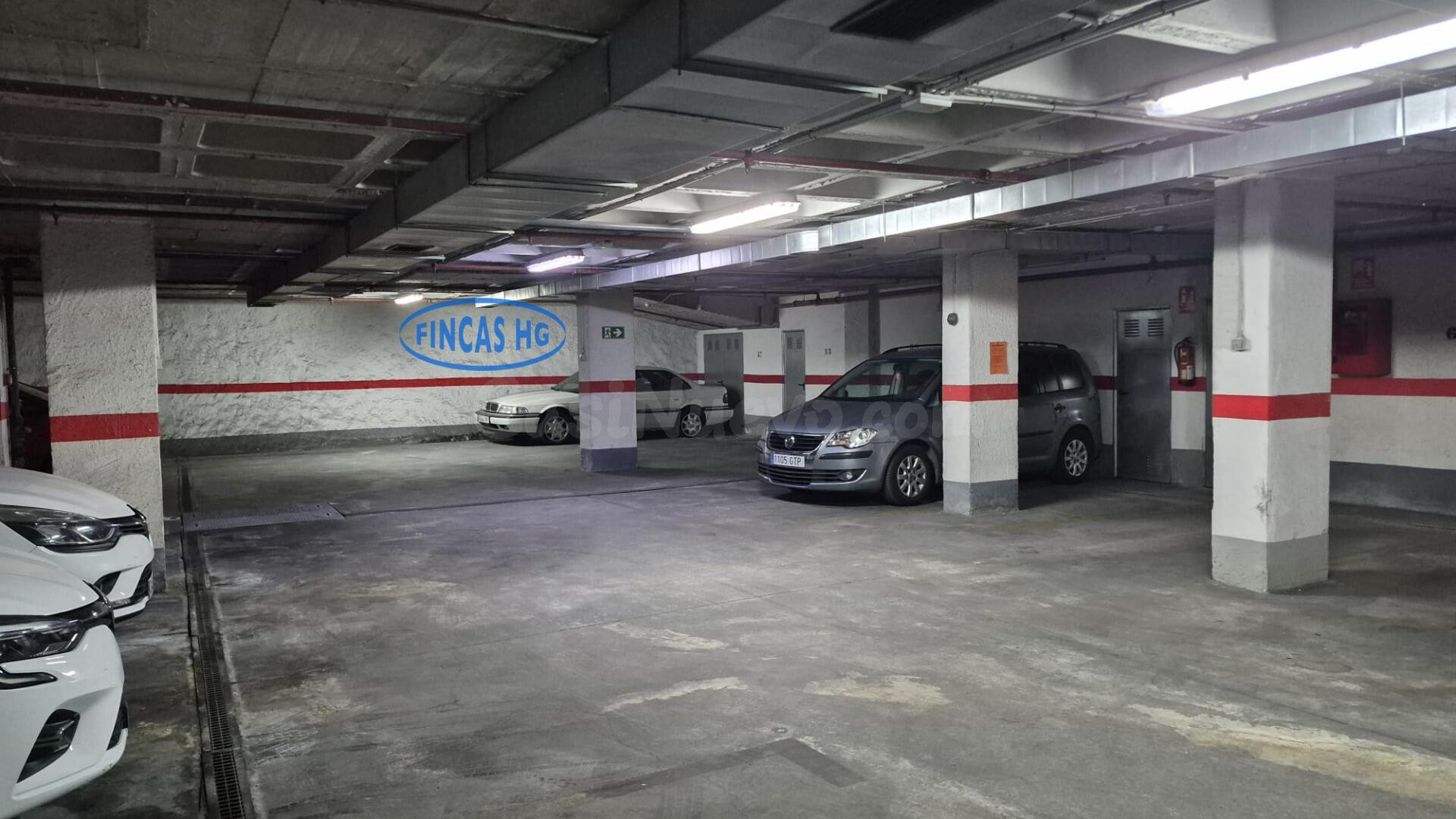 Plaza de garaje con trastero en San Blas – Calle Pintor Gisb - foto 2