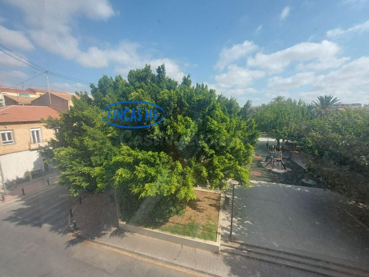 Vivienda reformada con tres dormitorios y agradables vistas en Ciudad de Asís