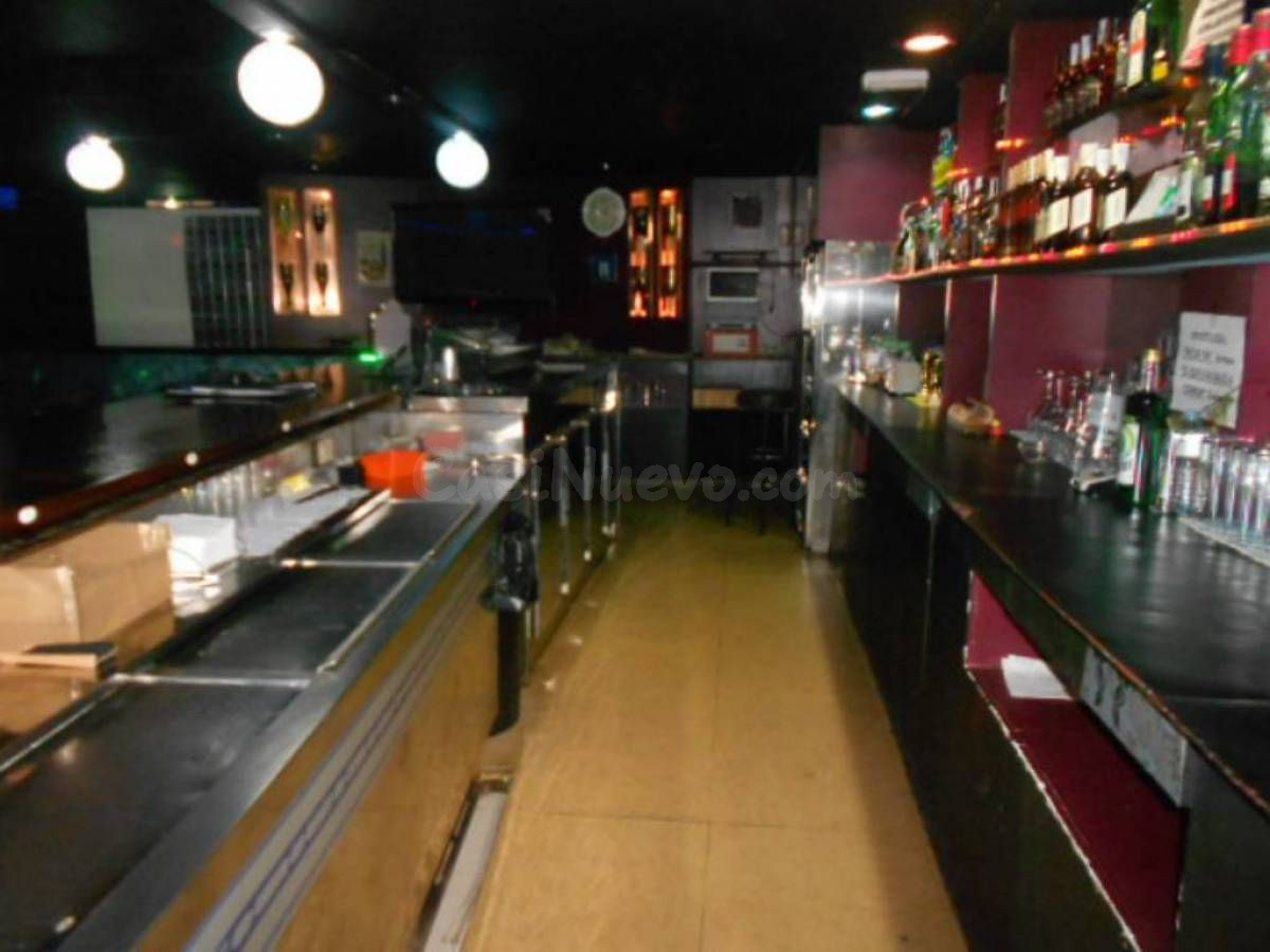 BAR EN ALQUILER CON TRASPASO - foto 2
