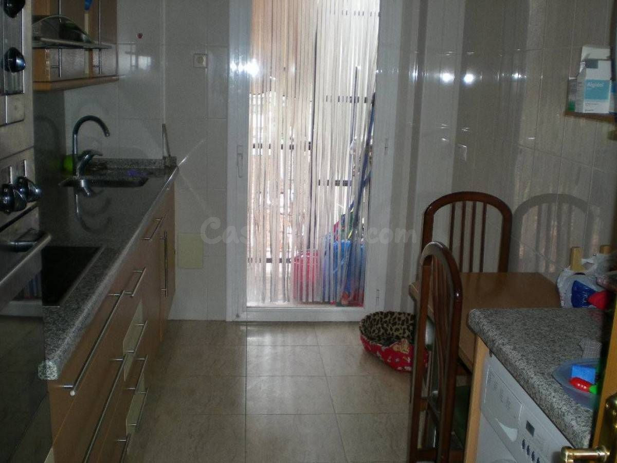 PISO SEMINUEVO EN VENTA - foto 2