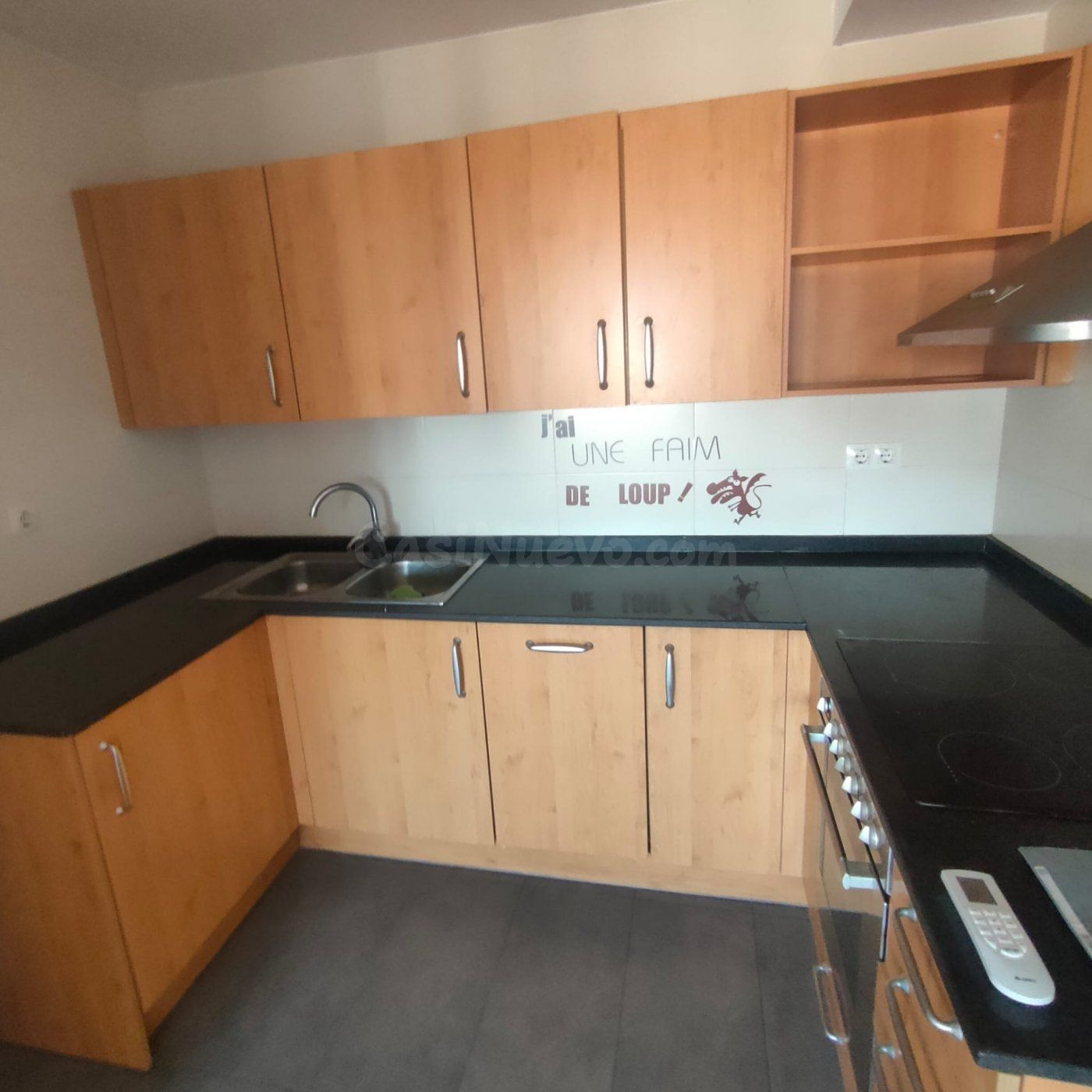 DUPLEX CON PARQUING EN VENTA - foto 2