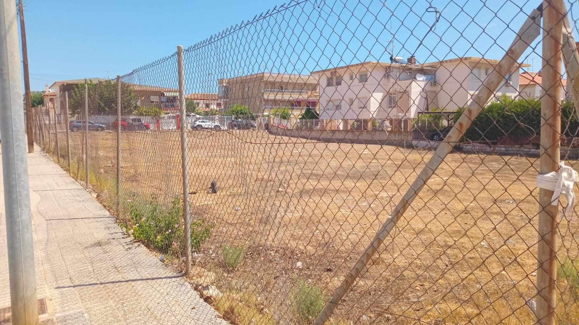 TERRENO URBANIZABLE EN VENTA EN LOS NAREJOS