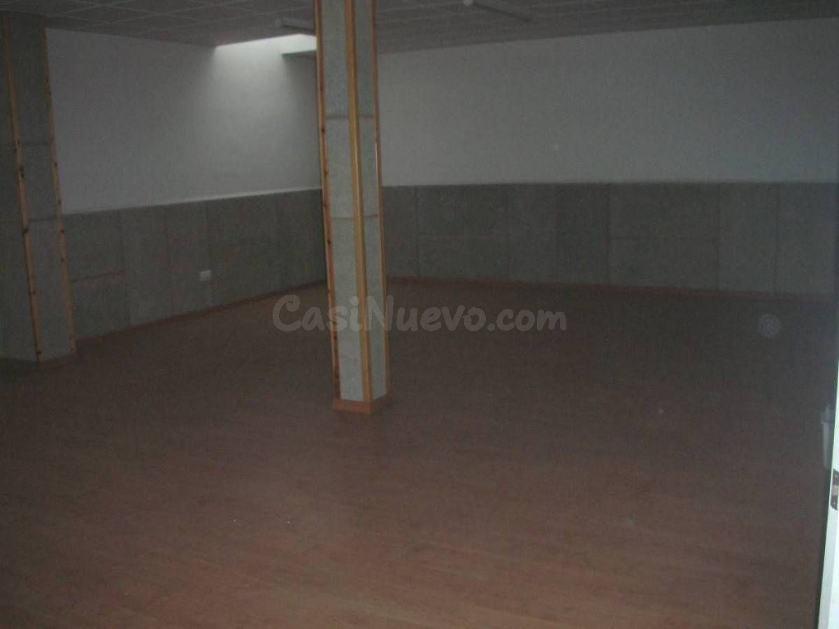 LOCAL COMERCIAL EN VENTA - foto 4