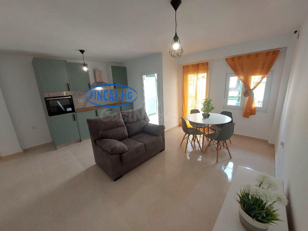 Amplia vivienda reformada a estrenar en el corazón de San Bl - foto 2