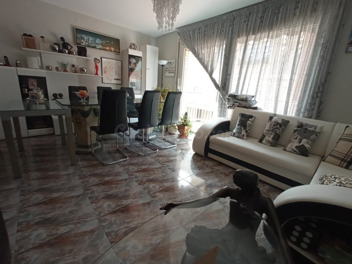 CASA DE VENTA CON 2 TERRAZAS Y GARAJE 35M2 - foto 2