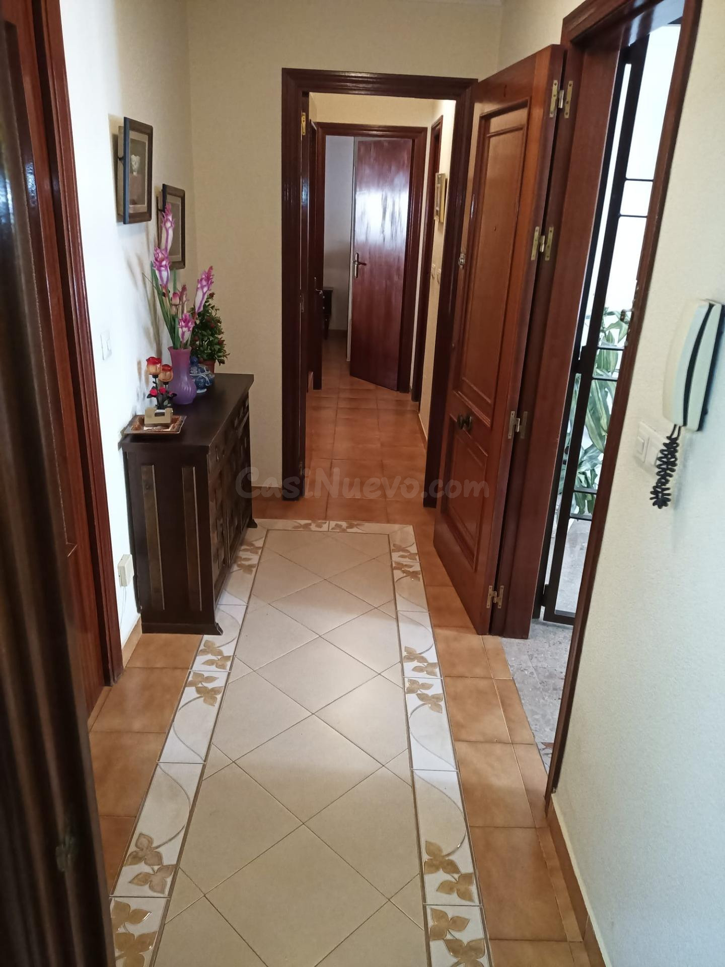 PISO CÉNTRICO, LUMINOSO Y PERFECTAMENT UBICADO EN LOS ALCÁZA - foto 5
