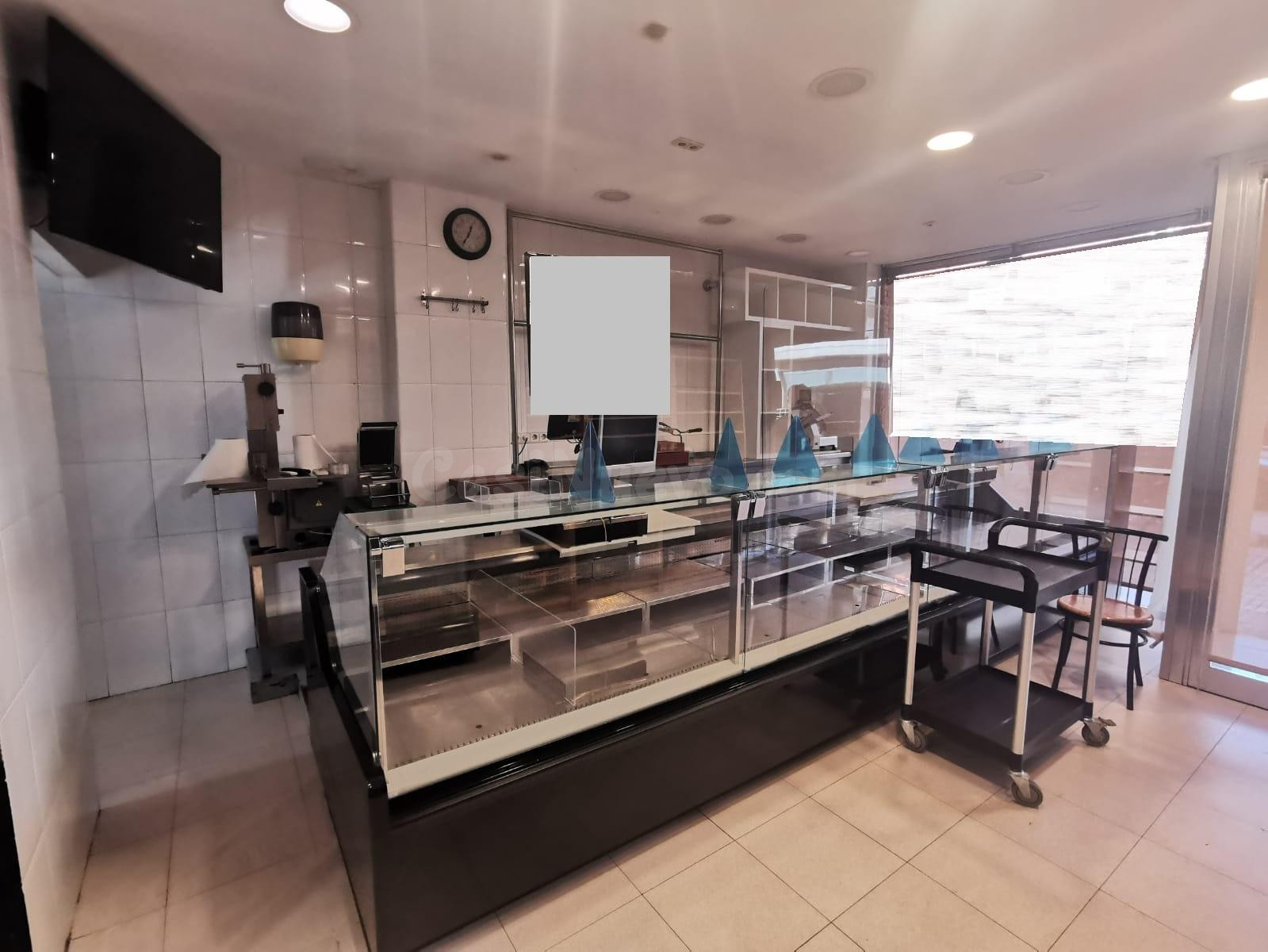 LOCAL COMERCIAL EN ALQUILER - foto 2