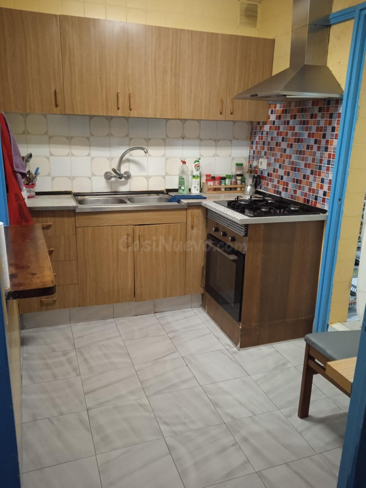 EDIFICIO EN VENTA CON 4 VIVIENDAS Y 1 LOCAL
