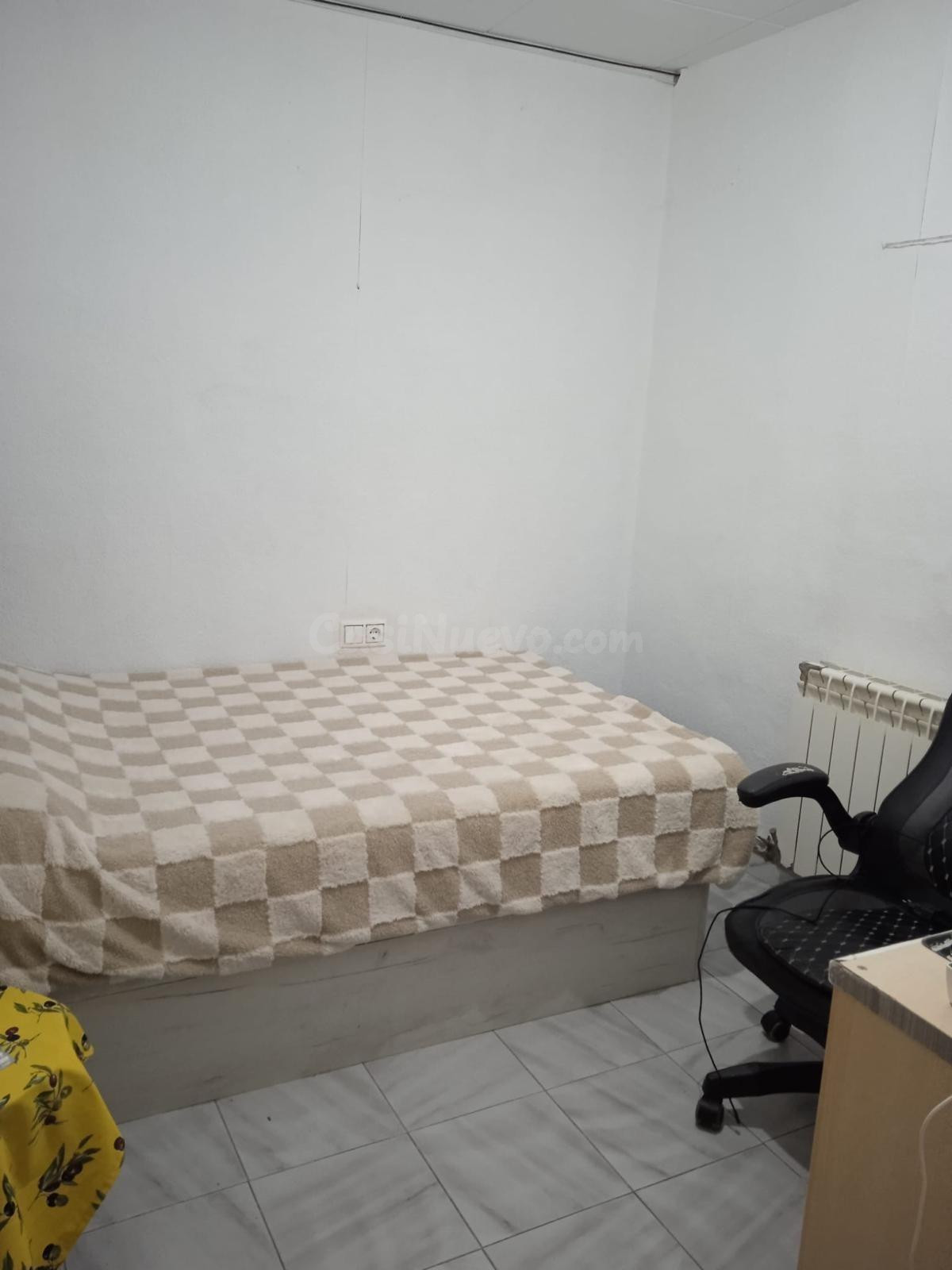 EDIFICIO EN VENTA CON 4 VIVIENDAS Y 1 LOCAL - foto 5
