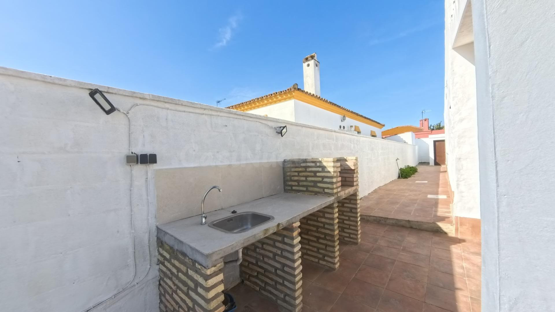 CHALET NO HIPOTECABLE EN PAGO DEL HUMO – CHICLANA | 4 DORMIT - foto 5